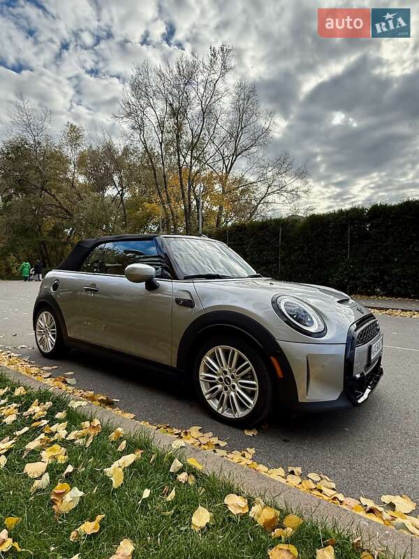 Кабріолет MINI Convertible 2022 в Києві фото 14 Кабріолет MINI Convertible 2022 в Києві