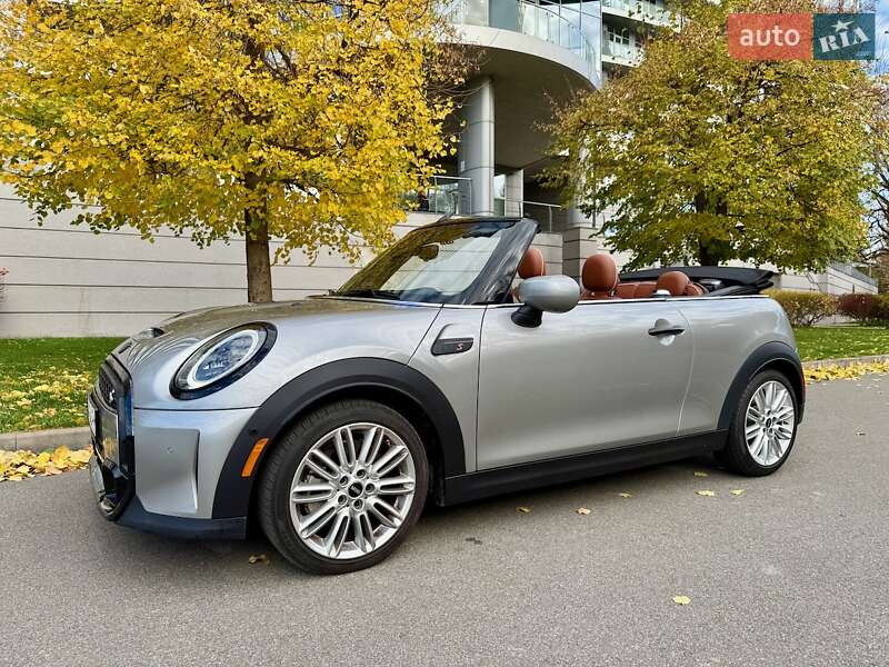 Кабріолет MINI Convertible 2022 в Києві фото 25 Кабріолет MINI Convertible 2022 в Києві
