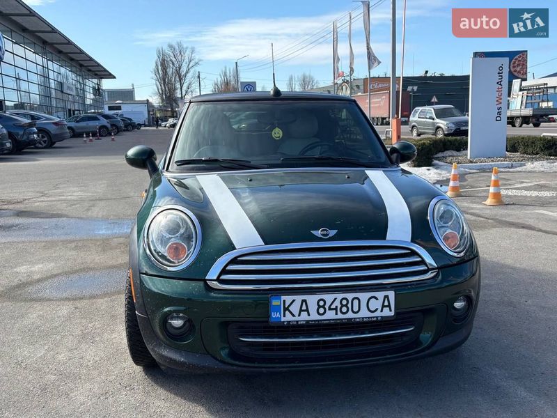 Кабриолет MINI Convertible 2011 в Киеве