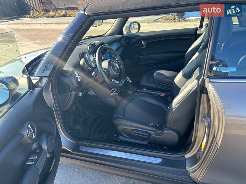 Кабриолет MINI Convertible 2019 в Гостомеле