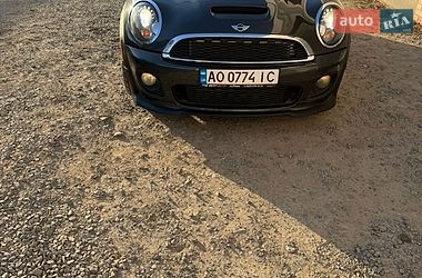 Кабриолет MINI Convertible 2013 в Ужгороде