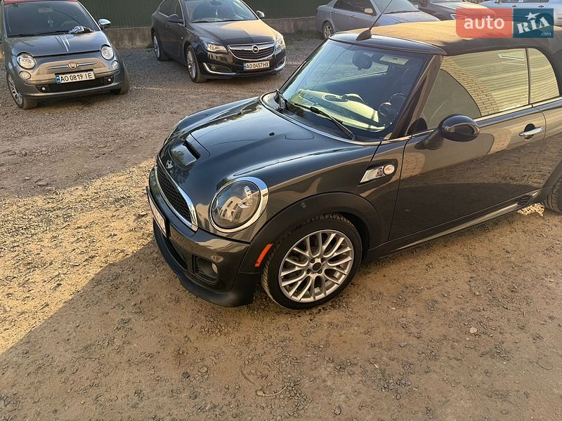 Кабриолет MINI Convertible 2013 в Ужгороде