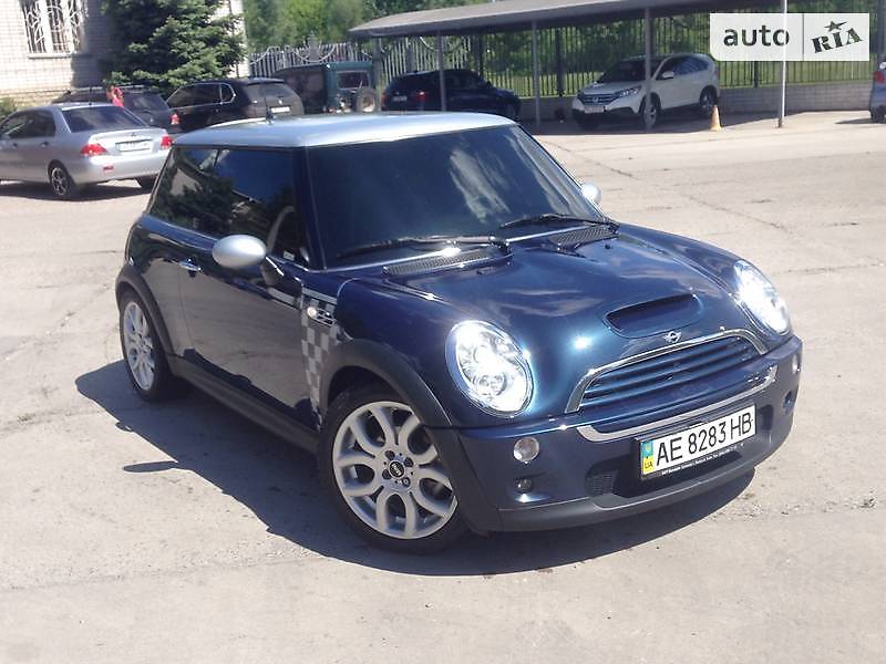 Mini Cooper S 2006 года
