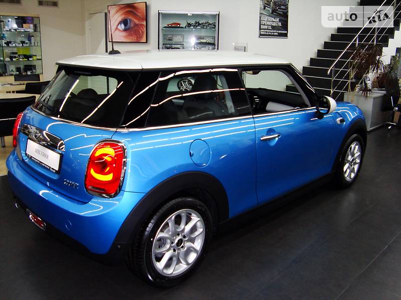 продажа бу Mini Cooper 2017 года с пробегом 0 км в одессе цена 30
