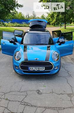 Унiверсал MINI Cooper 2016 в Києві