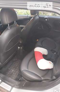 Хэтчбек MINI Cooper 2012 в 