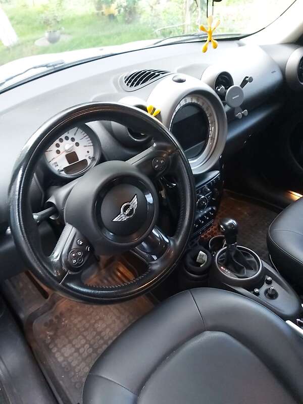 Хэтчбек MINI Cooper 2012 в Луцке