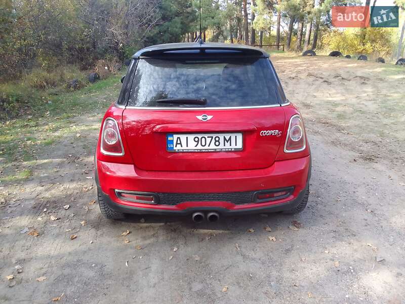 Хэтчбек MINI Cooper 2013 в Киеве