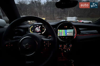 Хэтчбек MINI Cooper 2021 в 