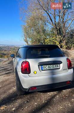 Хетчбек MINI Cooper 2020 в 