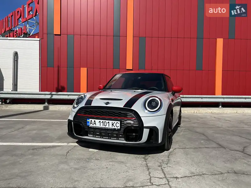 Хэтчбек MINI Cooper 2022 в 