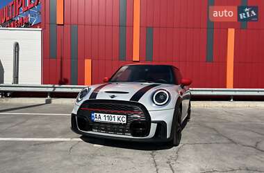 Хэтчбек MINI Cooper 2022 в 