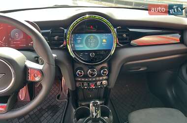 Хэтчбек MINI Cooper 2022 в 