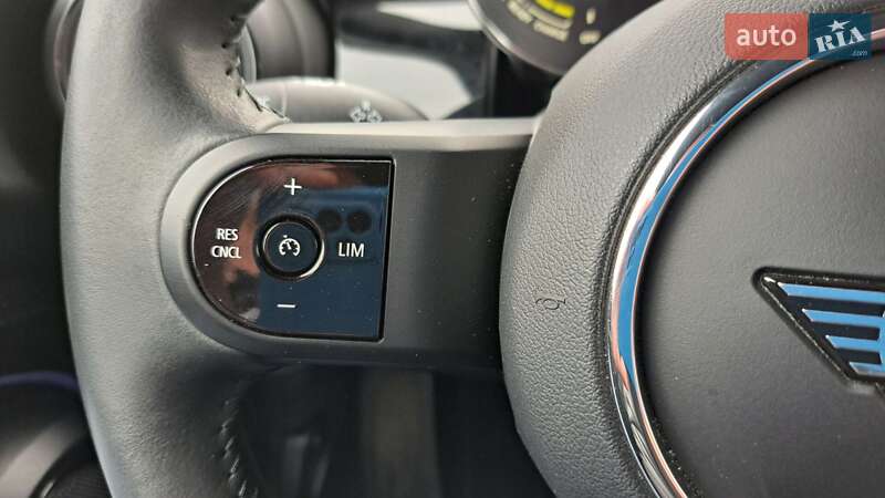 Хэтчбек MINI Cooper 2022 в Хмельницком