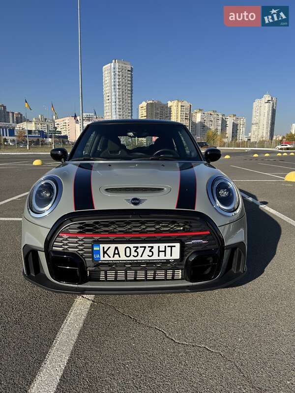 Хэтчбек MINI Cooper 2022 в 