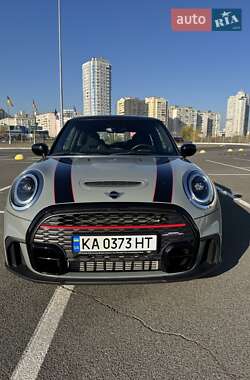Хэтчбек MINI Cooper 2022 в 