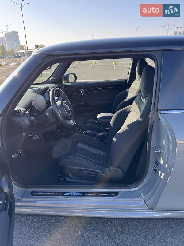 Хэтчбек MINI Cooper 2022 в Львове фото 22 Хэтчбек MINI Cooper 2022 в Львове