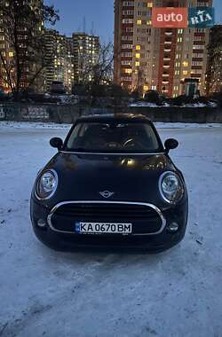Хэтчбек MINI Cooper 2015 в Киеве
