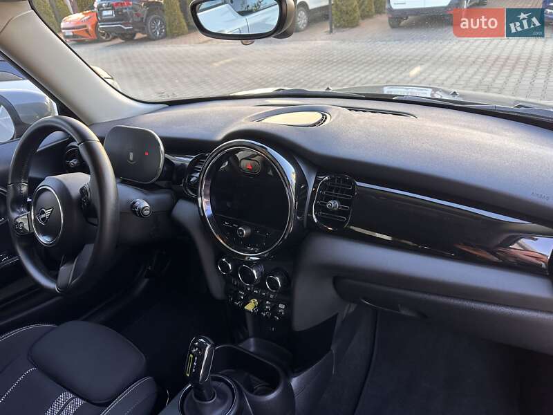 Хэтчбек MINI Cooper 2021 в Хмельницком