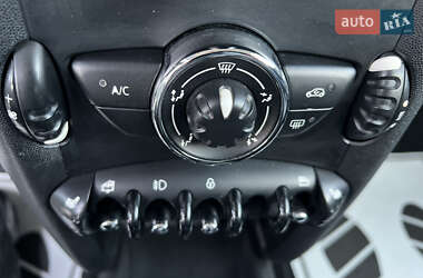 Хэтчбек MINI Cooper 2012 в 