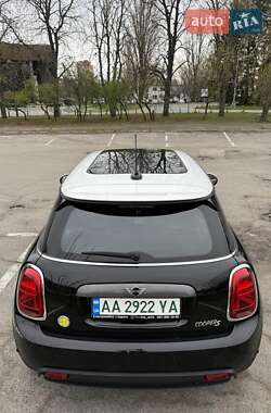 Хэтчбек MINI Cooper 2021 в 