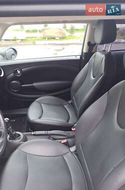 Хэтчбек MINI Cooper 2012 в 