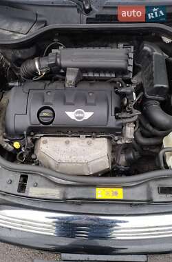 Хэтчбек MINI Cooper 2012 в 