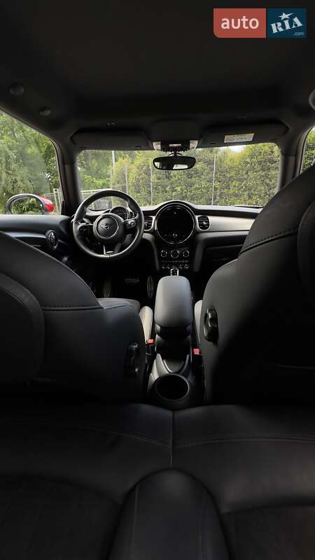Хэтчбек MINI Cooper 2021 в Киеве