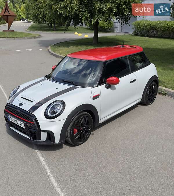 Хэтчбек MINI Cooper 2021 в Киеве