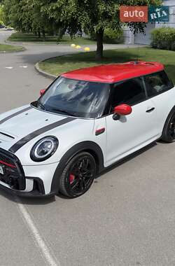 Хэтчбек MINI Cooper 2021 в 
