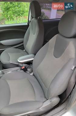 Хэтчбек MINI Cooper 2010 в 