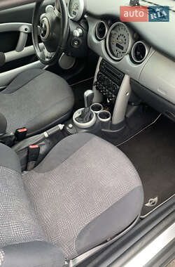 Хэтчбек MINI Cooper 2004 в 