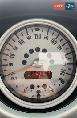 Хэтчбек MINI Cooper 2004 в 