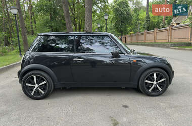 Хэтчбек MINI Cooper 2002 в 