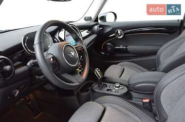 Хэтчбек MINI Cooper 2023 в 