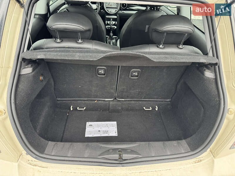 Хэтчбек MINI Cooper 2010 в Хмельницком фото 30 Хэтчбек MINI Cooper 2010 в Хмельницком
