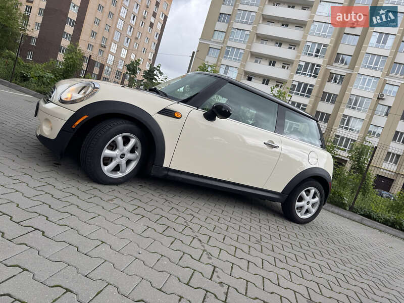 Хэтчбек MINI Cooper 2010 в Хмельницком фото 20 Хэтчбек MINI Cooper 2010 в Хмельницком