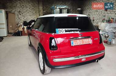 Хэтчбек MINI Cooper 2002 в 