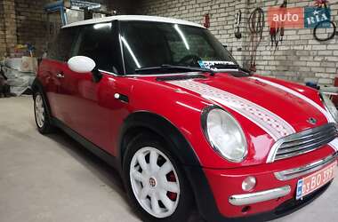 Хэтчбек MINI Cooper 2002 в 