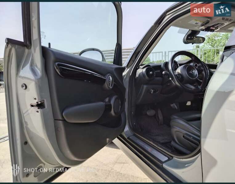 Хэтчбек MINI Cooper 2018 в Киеве