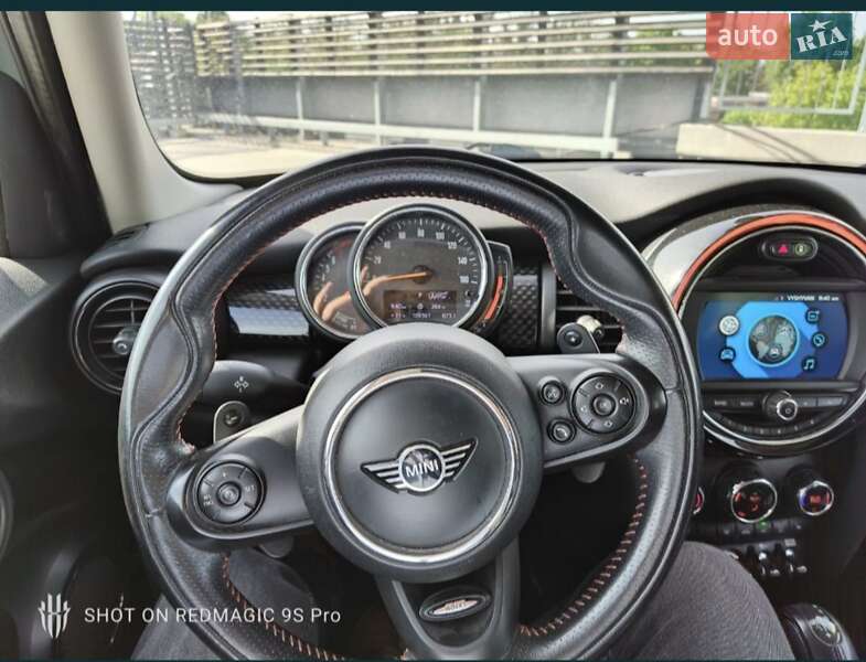 Хэтчбек MINI Cooper 2018 в Киеве