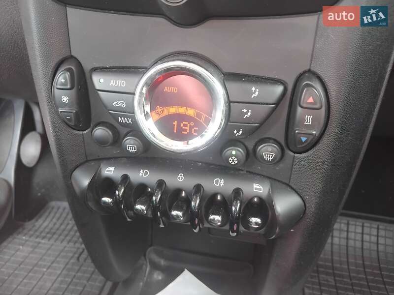 Хэтчбек MINI Cooper 2011 в Киеве