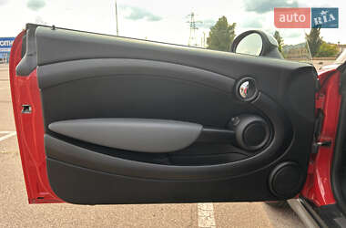 Хэтчбек MINI Cooper 2011 в 