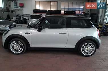 Хэтчбек MINI Cooper 2021 в 