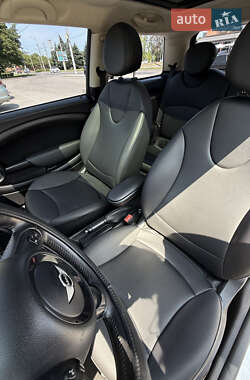 Хэтчбек MINI Cooper 2012 в 