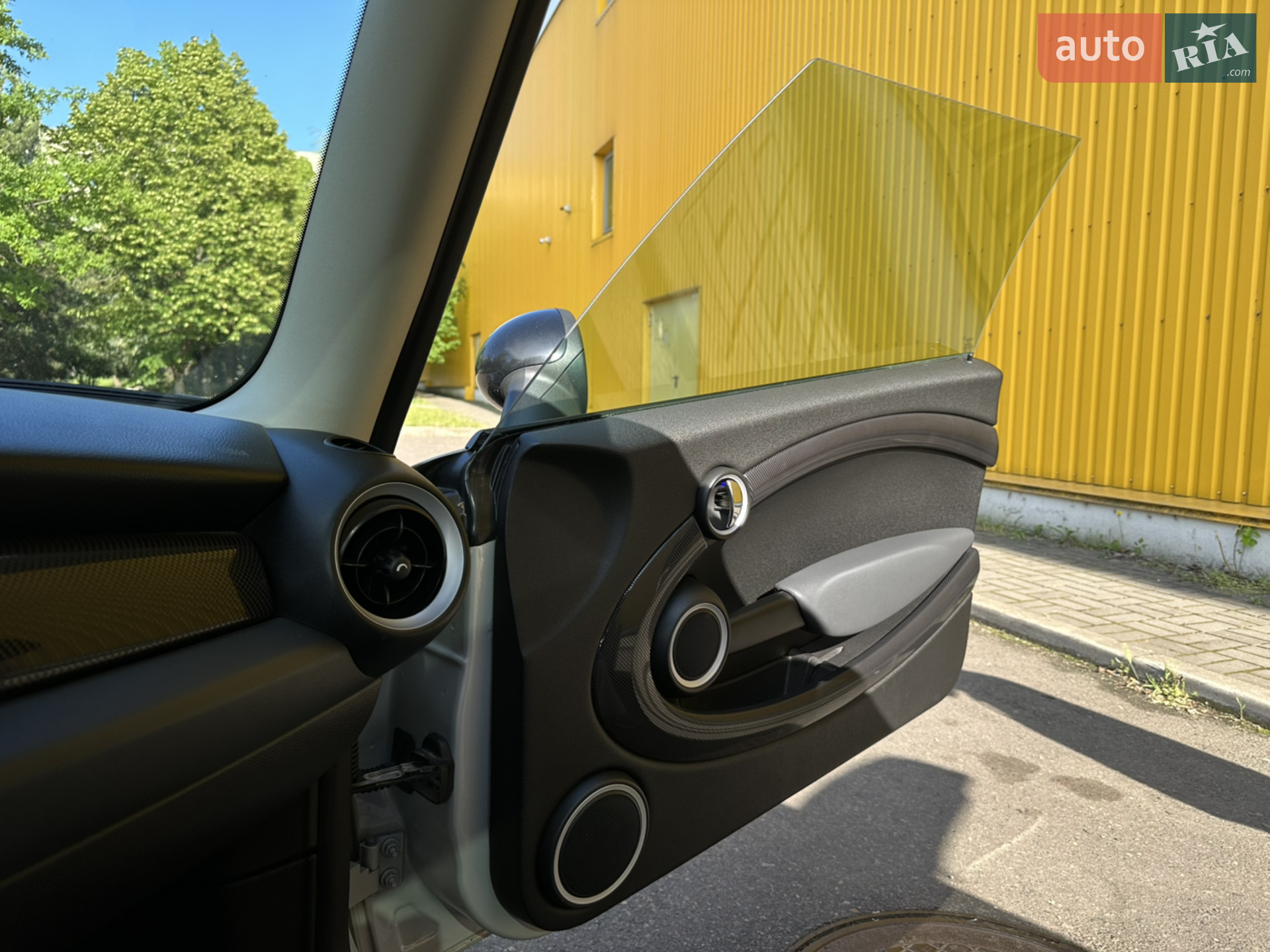 2012 MINI Cooper - мініатюра 17