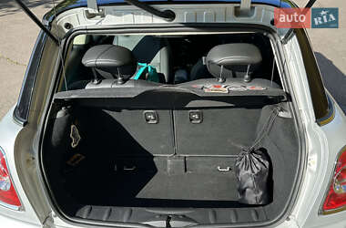 Хэтчбек MINI Cooper 2012 в 