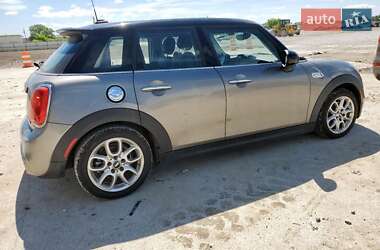 Хетчбек MINI Cooper 2017 в 