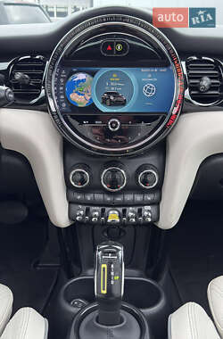 Хэтчбек MINI Cooper 2023 в 