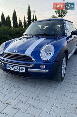 Хетчбек MINI Cooper 2002 в 